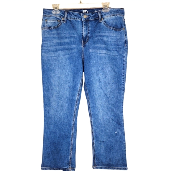 New Directions Blue Medium Wash Capri Jeans Size 16R - Picture 1 of 10